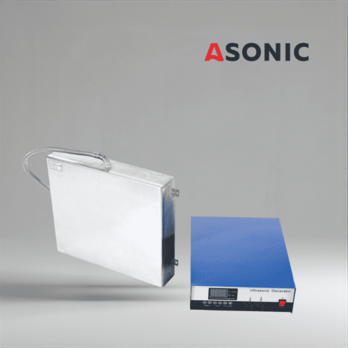ASONIC IND-PLATE industrijska ultrazvučna ploča za uranjanje, koja pruža snažno i ravnomjerno čišćenje u velikim ultrazvučnim bazenima.