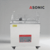 Ultrazvučni sistem ASONIC IND-400 koji pruža dosljedne rezultate za industrijske komponente i laboratorijske instrumente. Izdržljiva ultrazvučna kada ASONIC IND-400, savršena za male i srednje radionice i precizno čišćenje. Ultrazvučni čistač ASONIC IND-400, napravljen za profesionalce kojima je potrebno pouzdano čišćenje predmeta srednje veličine.